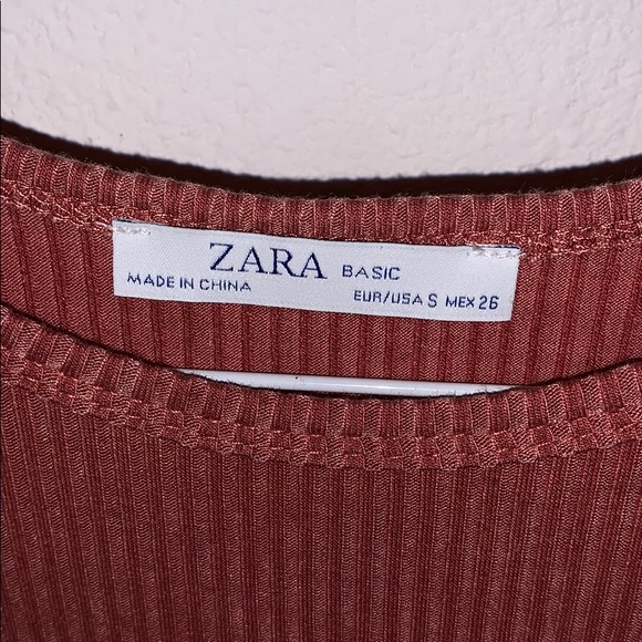 Zara Basic Tee - Picture 3 of 3